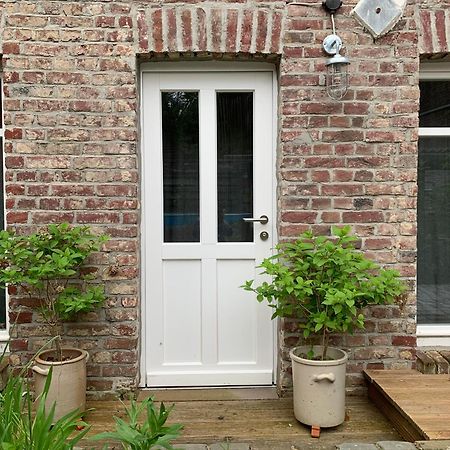 Haus Finchen - Alte Naeherei Hückelhoven Exteriör bild